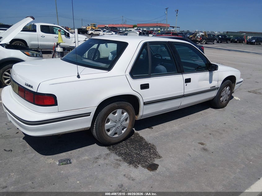 1994 CHEVROLET LUMINA auction photo 4