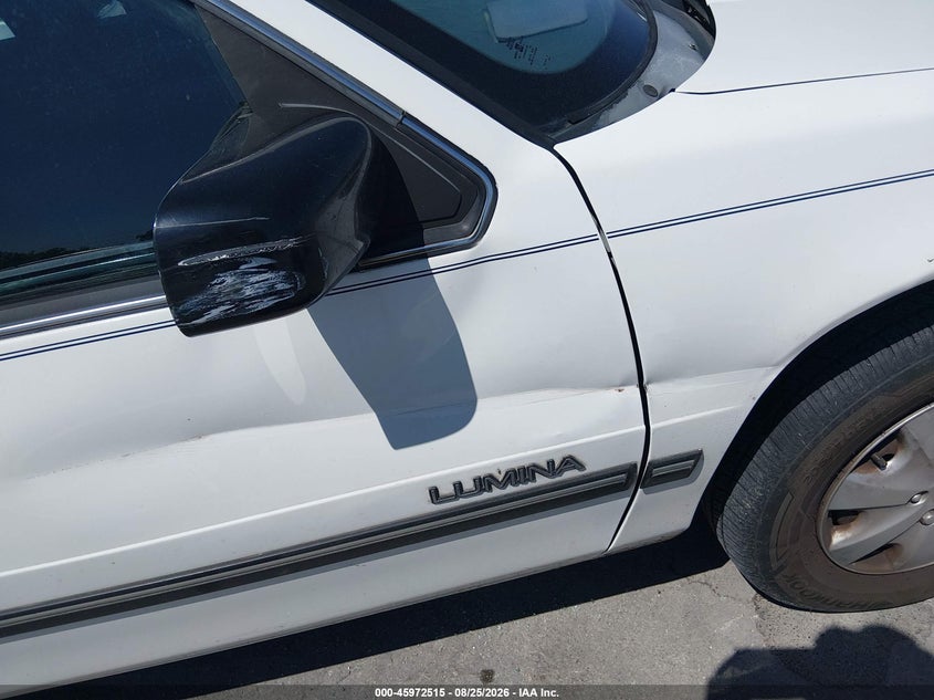 1994 CHEVROLET LUMINA auction photo 6