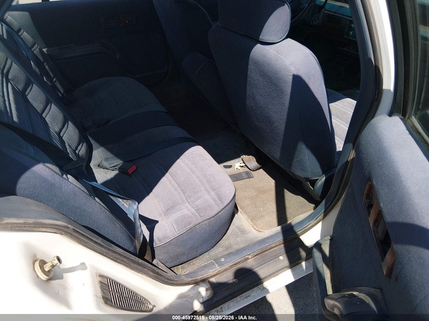 1994 CHEVROLET LUMINA auction photo 8