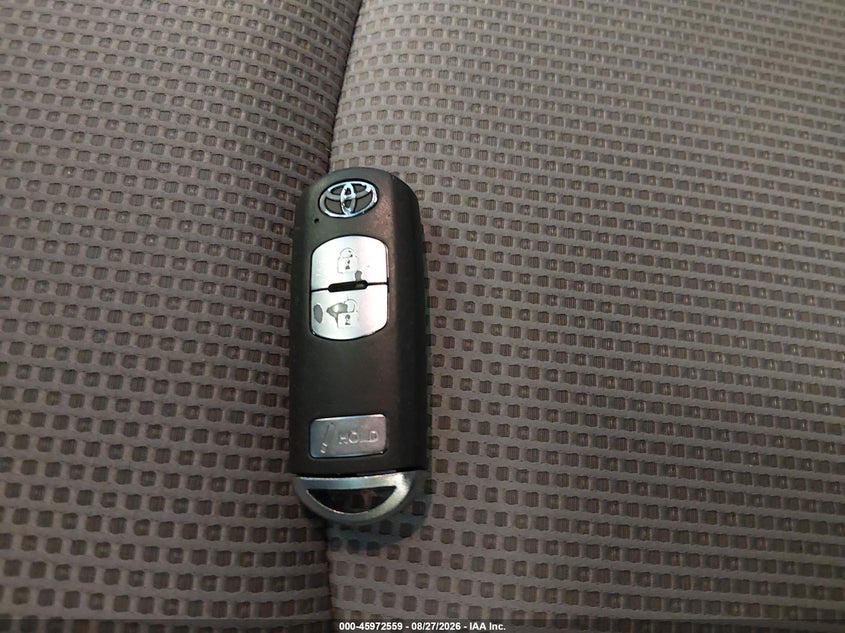 TOYOTA YARIS 2020 VIN 3MYDLBJV4LY707225