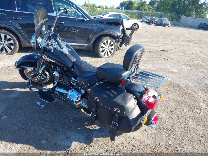 HARLEY-DAVIDSON FLSTC 2016