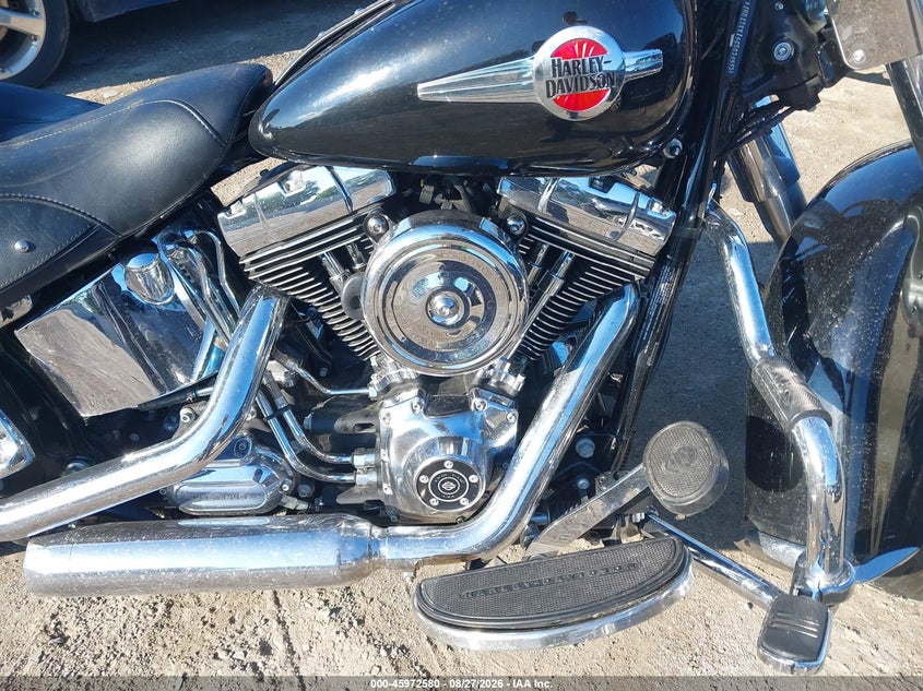 HARLEY-DAVIDSON FLSTC 2016