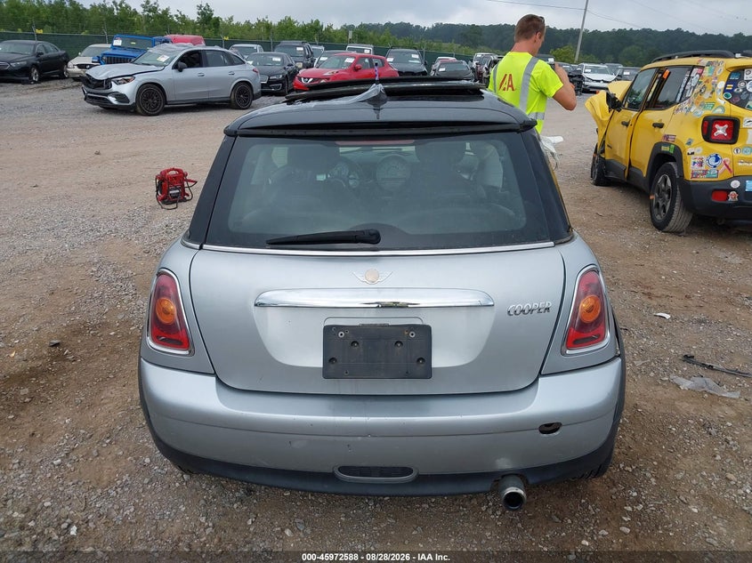 MINI COOPER 2008 VIN WMWMF335X8TT59212