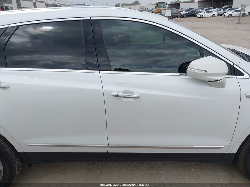 CADILLAC XT5 - zdjęcie 13