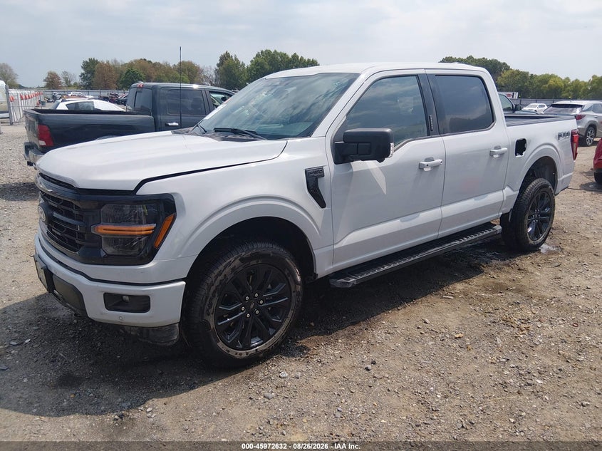 2026 Ford F-150, Удар сзади, IAAI, VIN 1FTFW3L57TKD05876 — фото 2