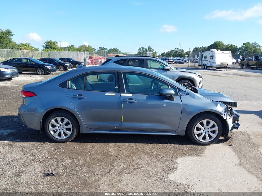 TOYOTA COROLLA - zdjęcie 14
