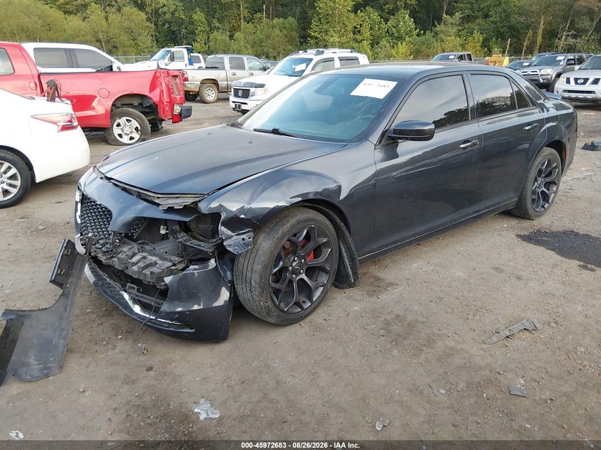 2019 Chrysler 300, Front End, IAAI, VIN 2C3CCABG4KH559560 — photo 2