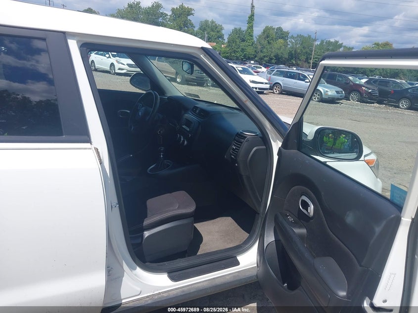 2016 KIA SOUL auction photo 5