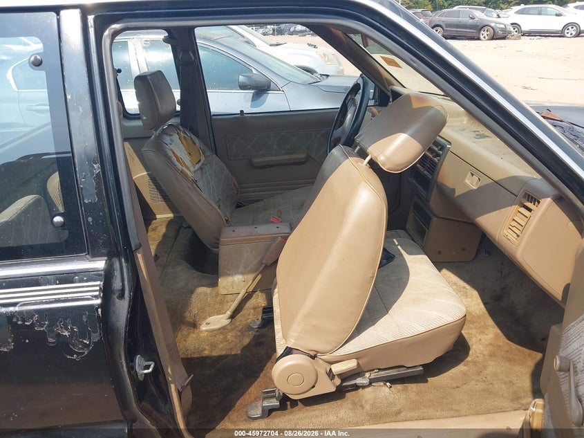 1992 MAZDA B2600 auction photo 5