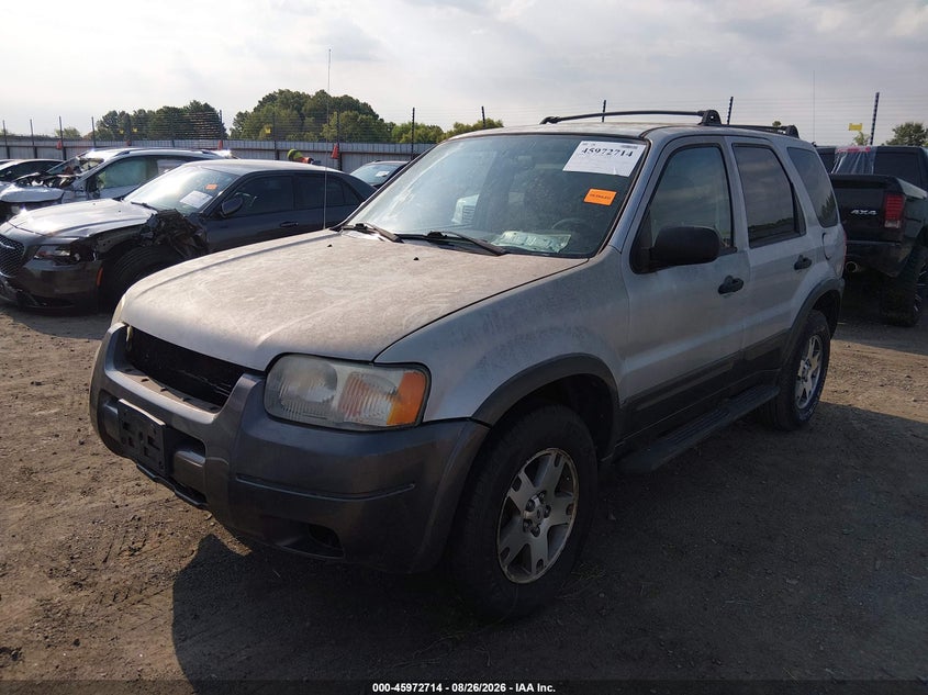 2004 FORD ESCAPE auction photo 2
