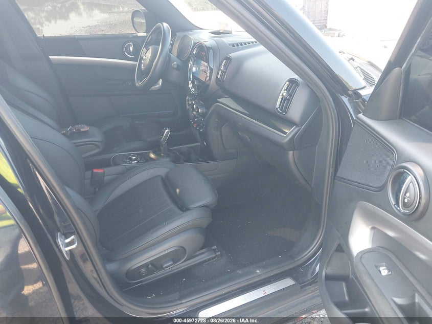 2024 MINI COUNTRYMAN auction photo 4