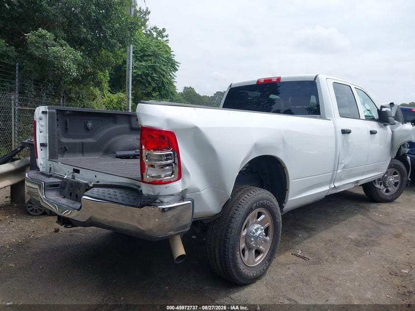 2024 RAM 2500 TRADESMAN 4X4 8' BOX · Photo 4