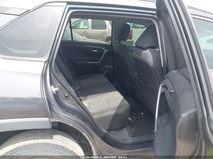 TOYOTA RAV4 - zdjęcie 8