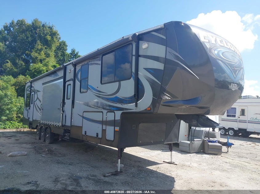 2015 HEARTLAND 4200 CYCLONE auction photo 1