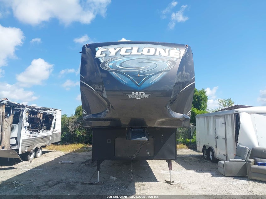 2015 HEARTLAND 4200 CYCLONE auction photo 6
