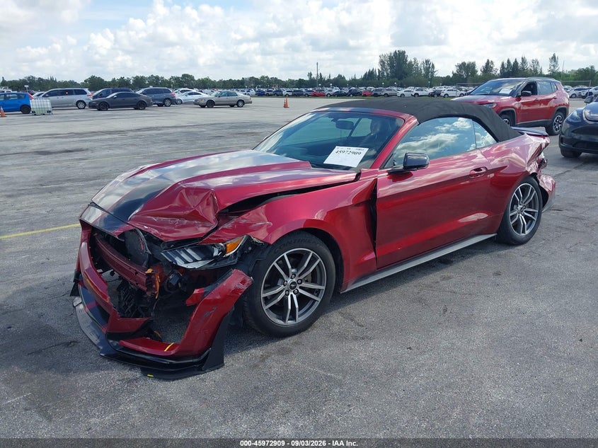 2015 Ford Mustang, Left Front, IAAI, VIN 1FATP8UH0F5352858 — photo 2