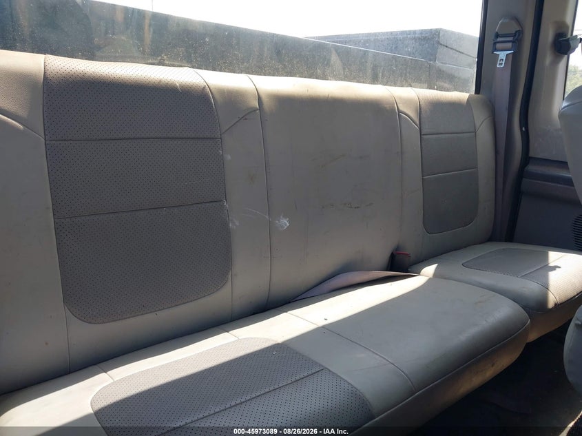 2001 FORD F-250 auction photo 8