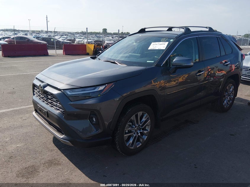 2025 Toyota RAV 4, Правий зад, IAAI, VIN 2T3N1RFV2SW573331 — фото 2