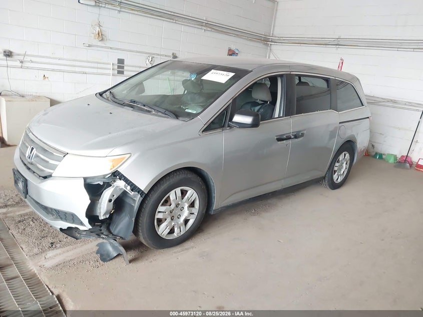 2013 HONDA ODYSSEY auction photo 2