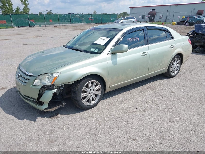 2005 TOYOTA AVALON — zdjęcie 2
