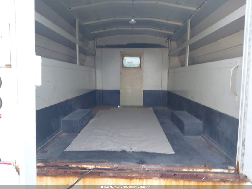 2006 CHEVROLET EXPRESS CUTAWAY auction photo 6