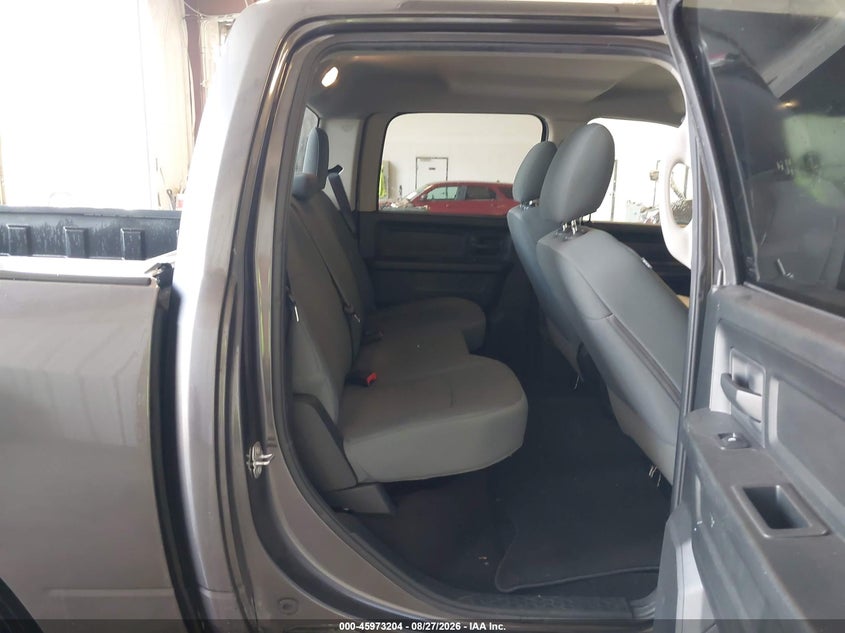 RAM 1500 2018 VIN 1C6RR7KG5JS106182