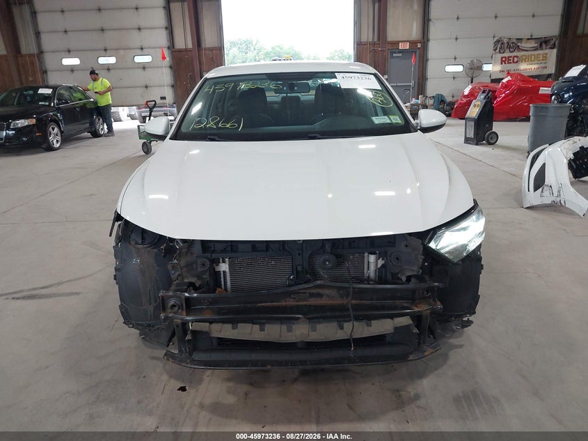2019 VOLKSWAGEN JETTA auction photo 6