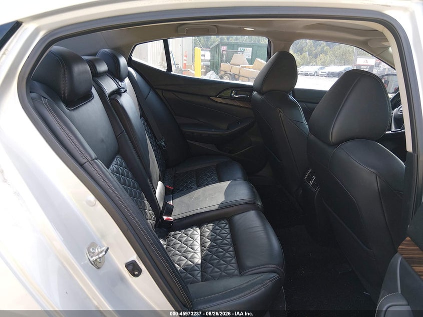 2016 NISSAN MAXIMA SEDAN 3.5L V-6 DOHC, VVT, PREMIUM , 300HP
