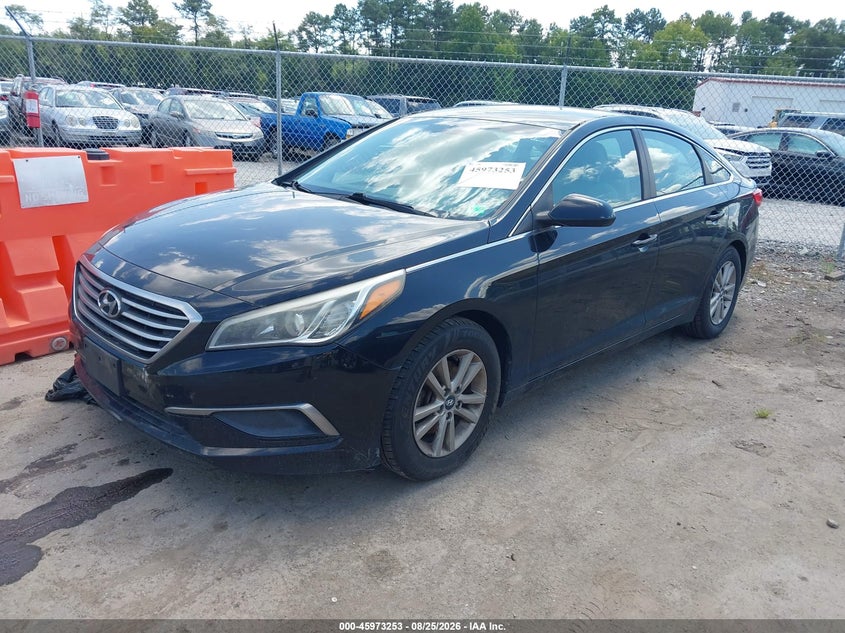 2016 HYUNDAI SONATA auction photo 2