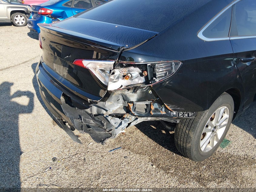 2017 HYUNDAI SONATA auction photo 6
