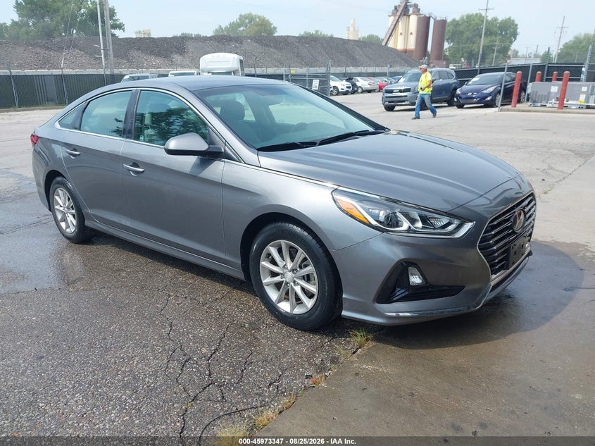 Vin: 5npe24aa2kh757079, lot: 46472587, hyundai sonata eco 20191