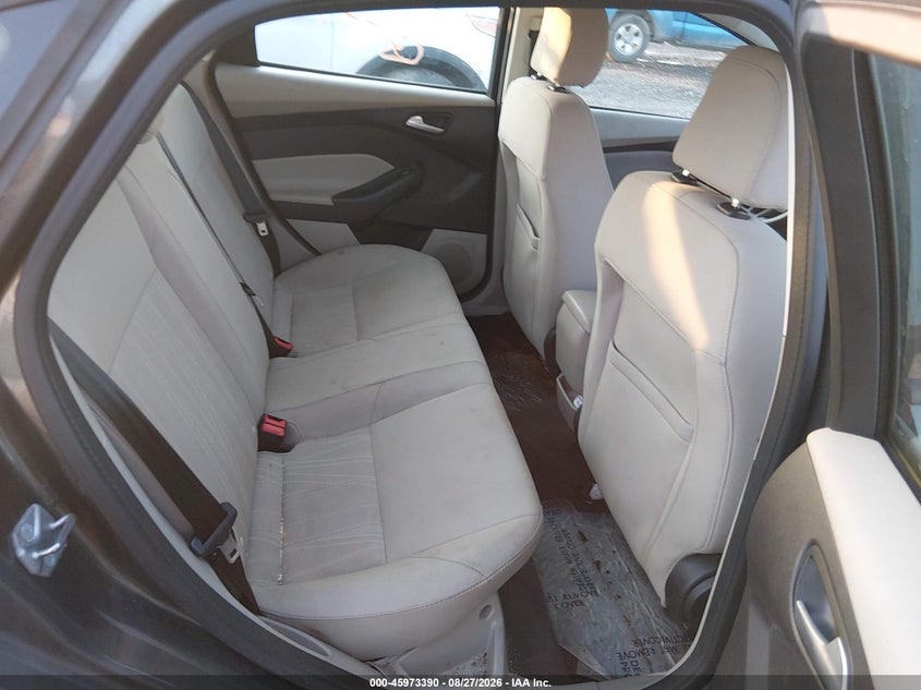 2017 FORD FOCUS auction photo 8