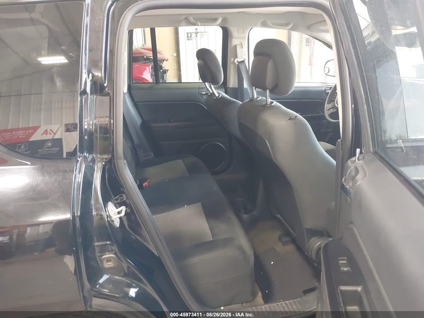 2016 JEEP COMPASS auction photo 8