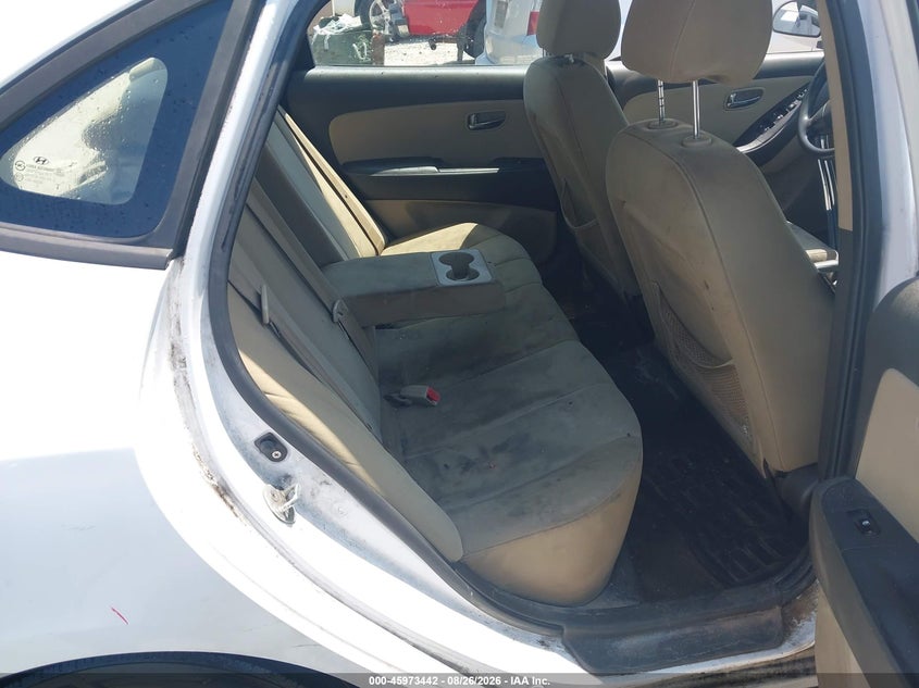 2010 HYUNDAI ELANTRA auction photo 8