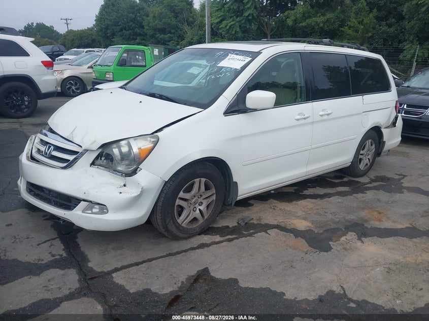 2007 Honda Odyssey, Front & Rear, IAAI, VIN 5FNRL38857B088713 — photo 2
