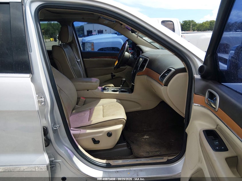 2012 JEEP GRAND CHEROKEE SPORT UTILITY VEHICLE 5.7L V-8 VVT, 360HP