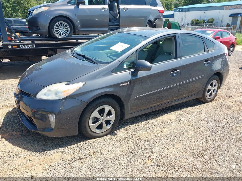 2012 Toyota Prius, Normal Wear & Tear, IAAI, VIN JTDKN3DU7C5536041 — photo 2