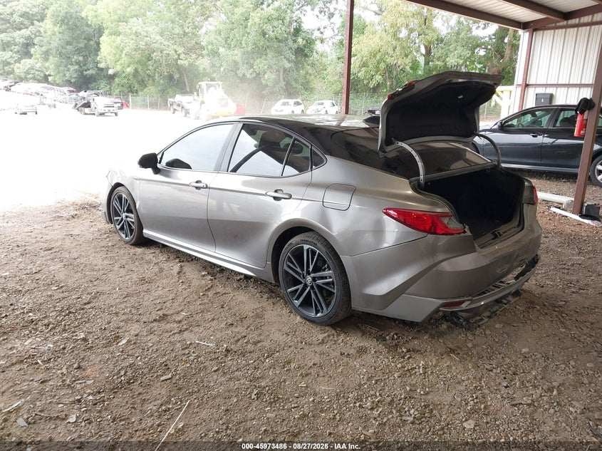 TOYOTA CAMRY - zdjęcie 3