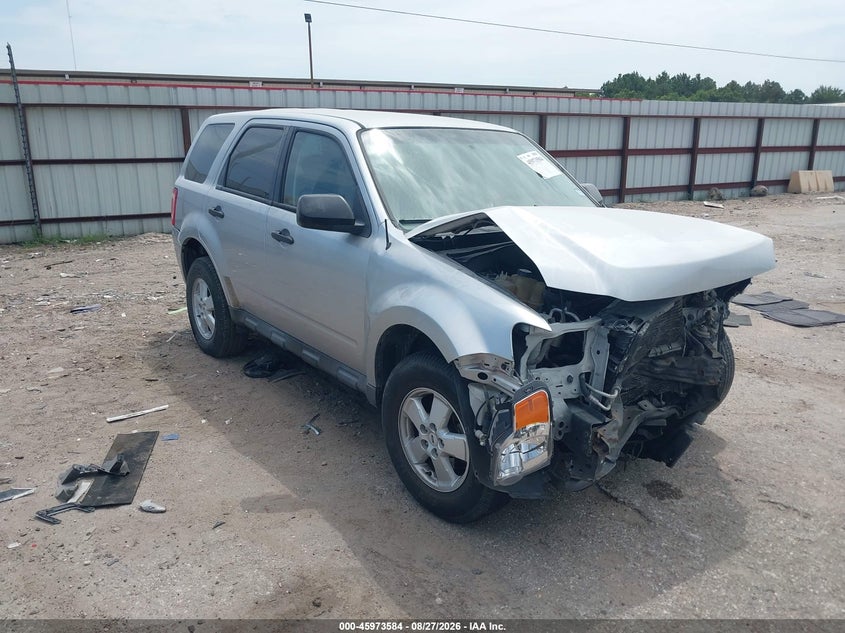 Vin: 1fmcu0c7xakd10975, lot: 46472824, ford escape xls 2010 img_1