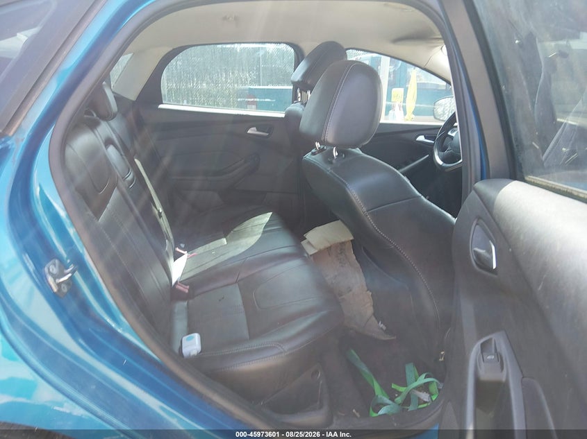 2013 FORD FOCUS auction photo 8