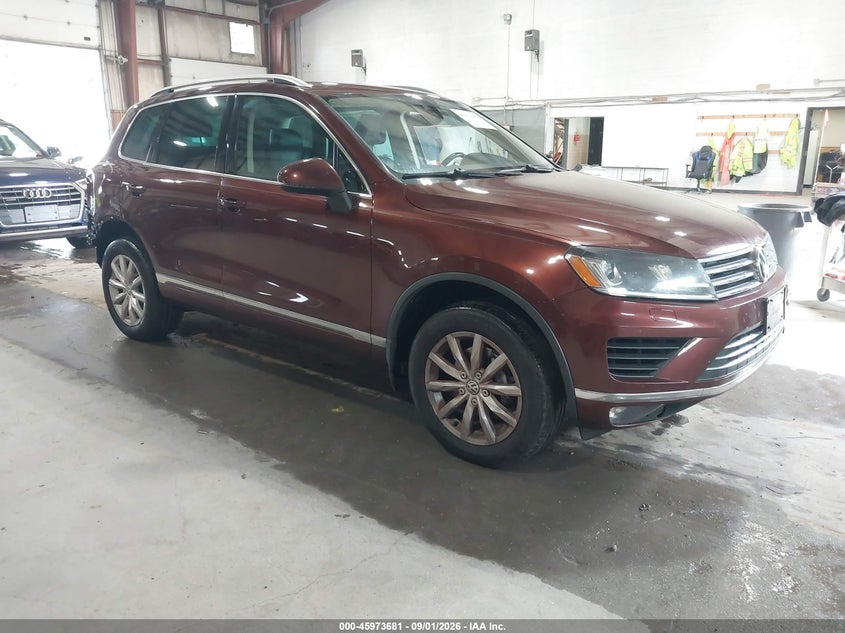 2017 VOLKSWAGEN TOUAREG V6 SPORT