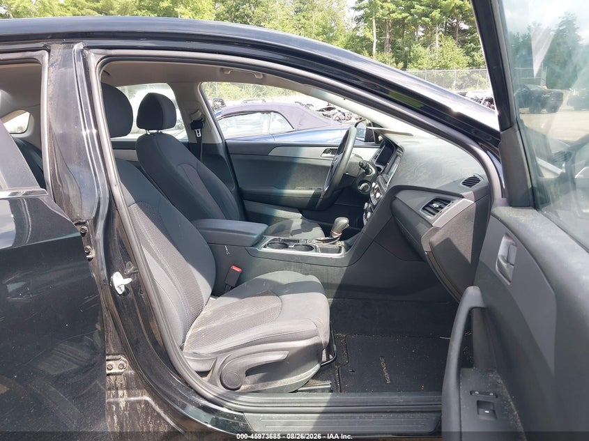 2019 HYUNDAI SONATA auction photo 5
