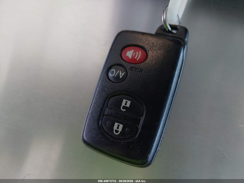 TOYOTA PRIUS - zdjęcie 11