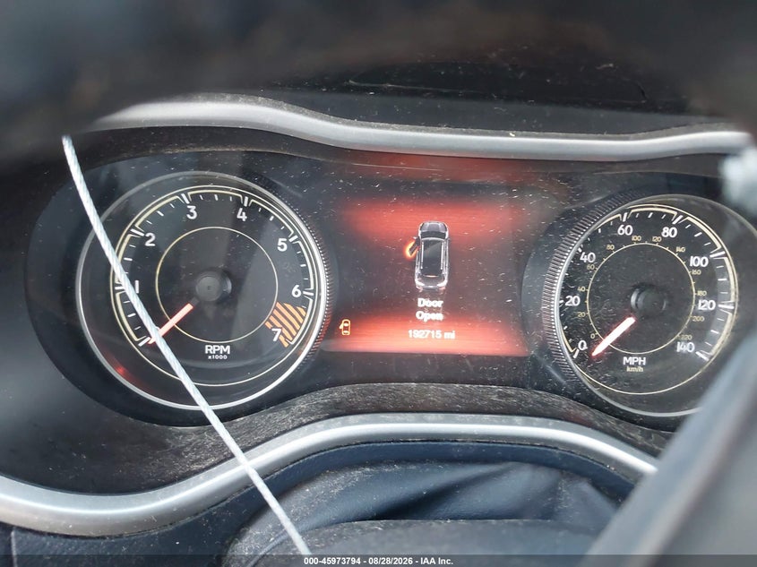 2014 JEEP CHEROKEE auction photo 7