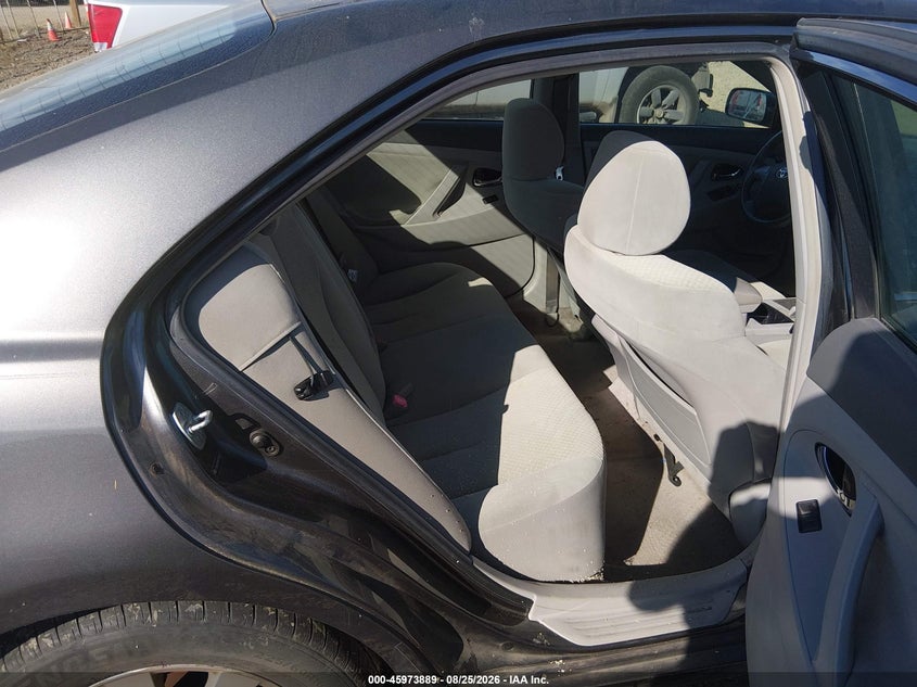 2008 TOYOTA CAMRY HYBRID auction photo 8