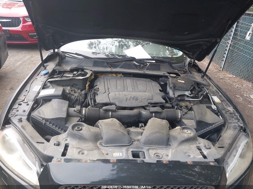 JAGUAR XJ 2011 VIN SAJWA2GE6BMV08149