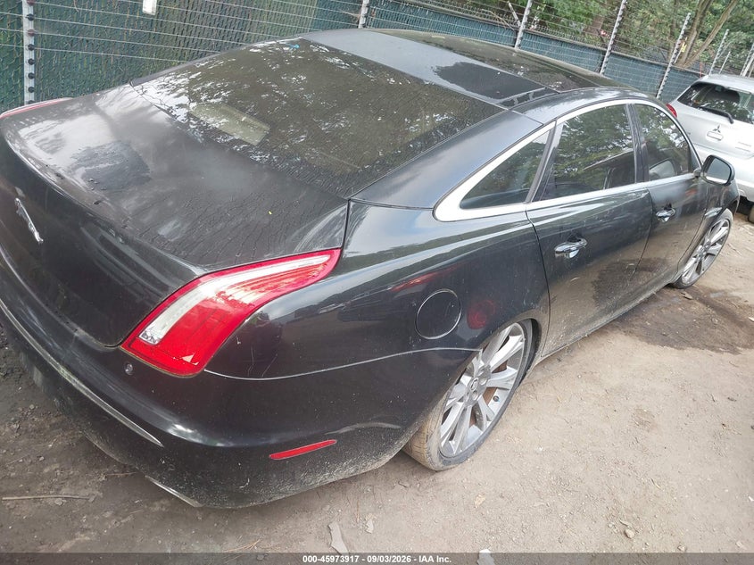 JAGUAR XJ 2011 VIN SAJWA2GE6BMV08149