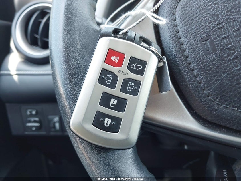 TOYOTA RAV4 - zdjęcie 11