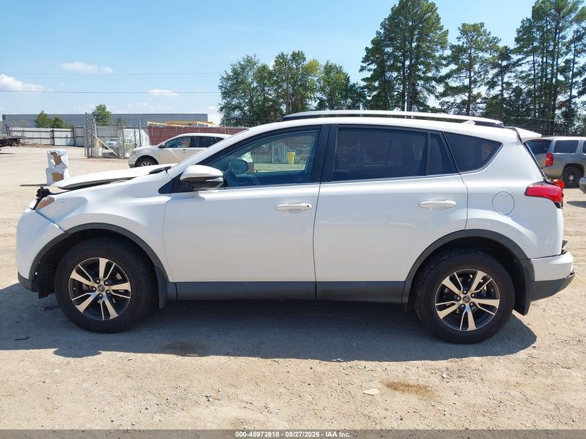 TOYOTA RAV4 - zdjęcie 15