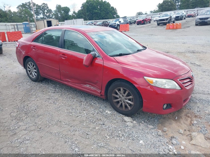 2011 TOYOTA CAMRY auction photo 1